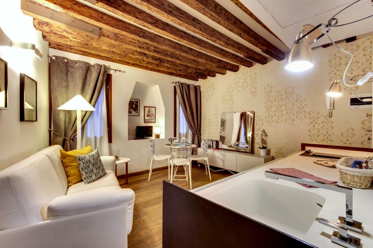 Modern Apartment In Venice Gf Ngoại thất bức ảnh